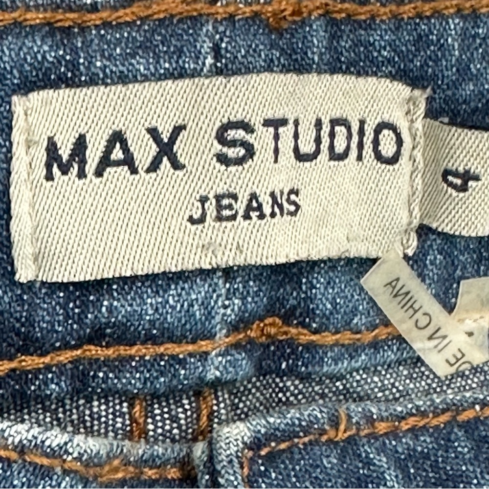 MAX STUDIO Capris Jeans Size 4 Cuffed 4 Pockets cropped New - Picture 12 of 15